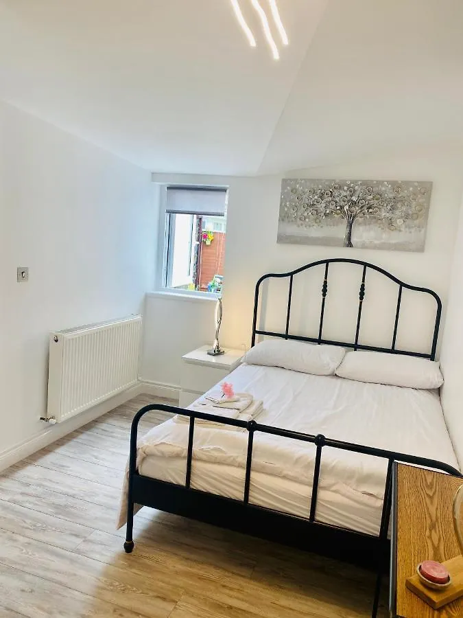 Lodge Apartment Δουβλίνο